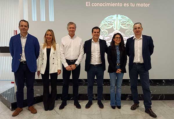 Equipo Hella