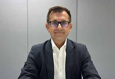 GILLES REDARD Mobius